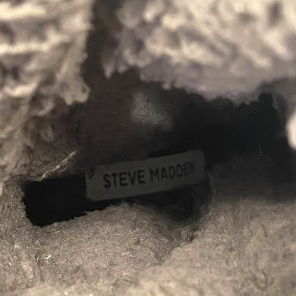 Steve Madden Grey Puffy Winter Heeled Boots - Picture 8 of 13
